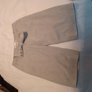 White House Black Market Gray Capris